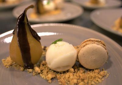 Fondant de poire - macaron caramel beurre salé